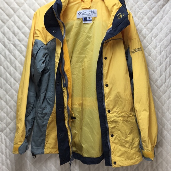 COLUMBIA Jacket - Picture 4 of 8